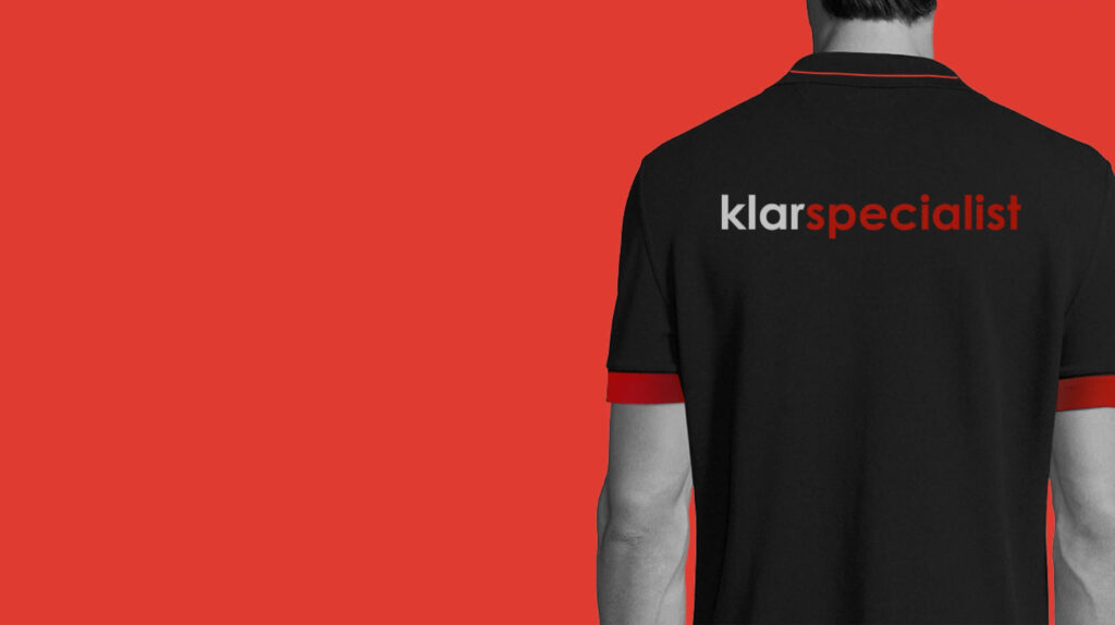 Klar Specialist black polo shirt with red trim